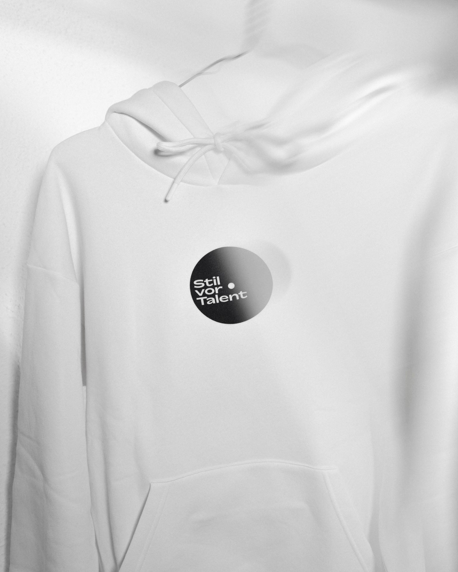 Stil vor Talent Hoodie white